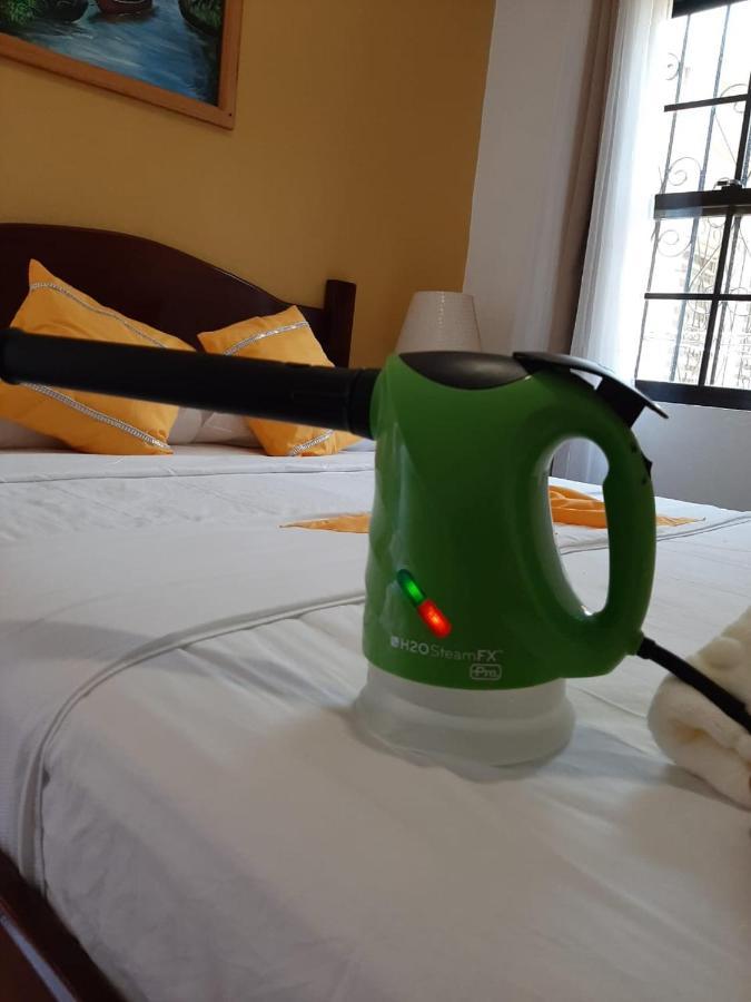 Saint Charles Inn, Belize Central America Punta Gorda Bagian luar foto