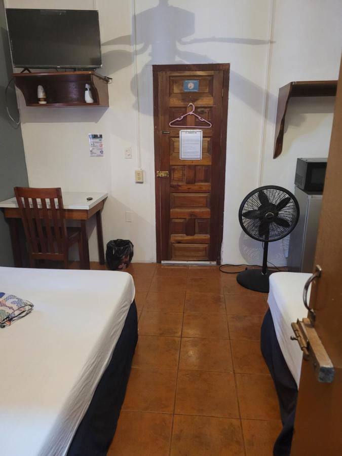 Saint Charles Inn, Belize Central America Punta Gorda Bagian luar foto