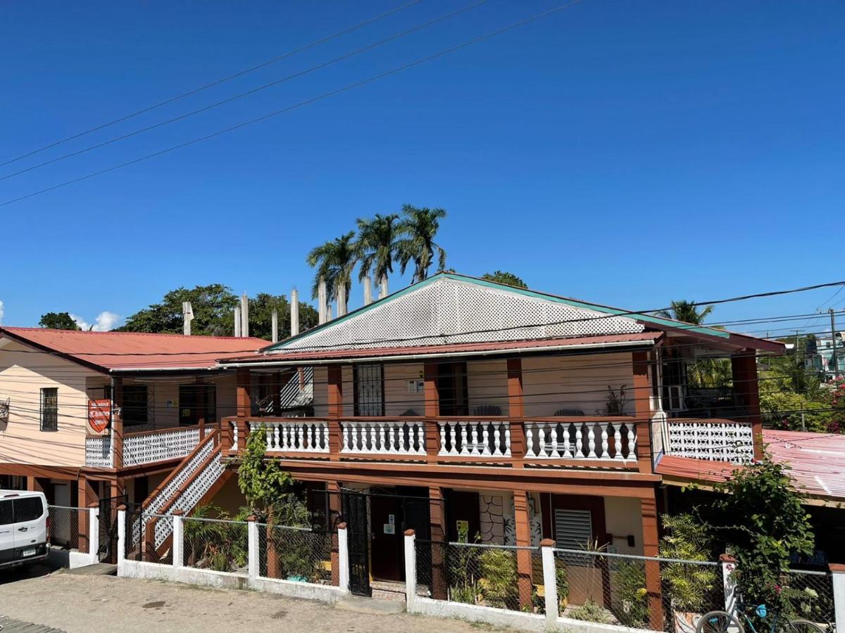 Saint Charles Inn, Belize Central America Punta Gorda Bagian luar foto