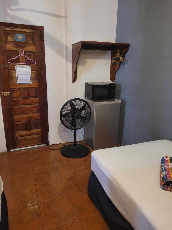 Saint Charles Inn, Belize Central America Punta Gorda Bagian luar foto